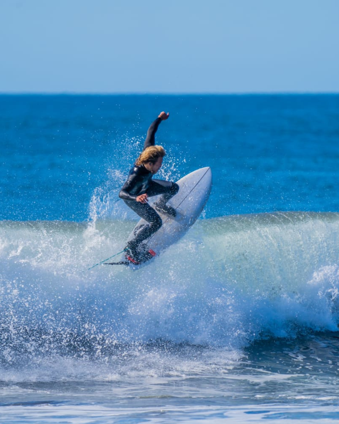 Catfish es una tabla Twin-Fin Moderna, tabla shortboard. Surf DCD